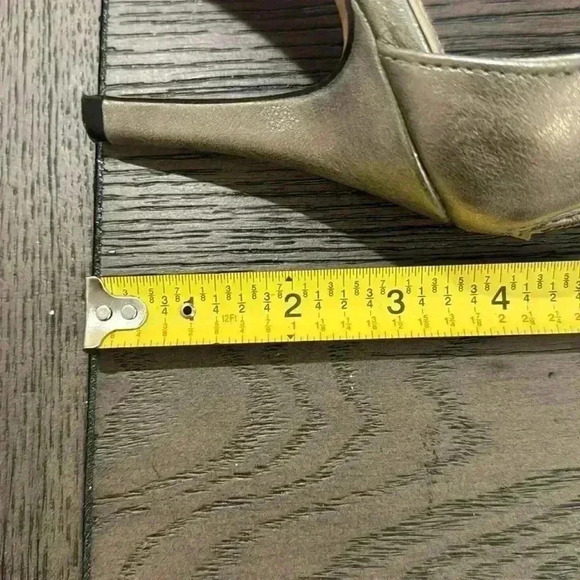 Adrienne Vittadini heels, size 7M, previously owned - Picture 2 of 6